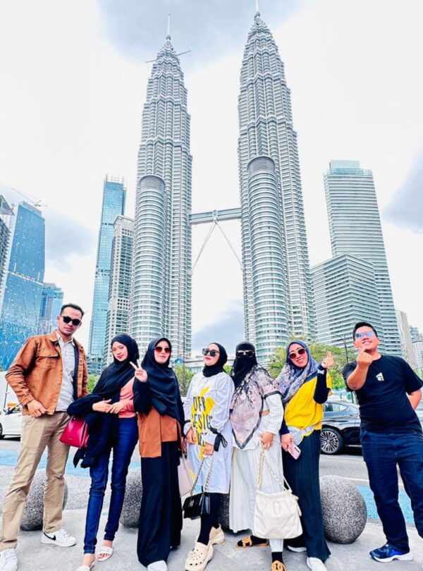 3 Days trip in Malaysia Graha Jalan Jajan