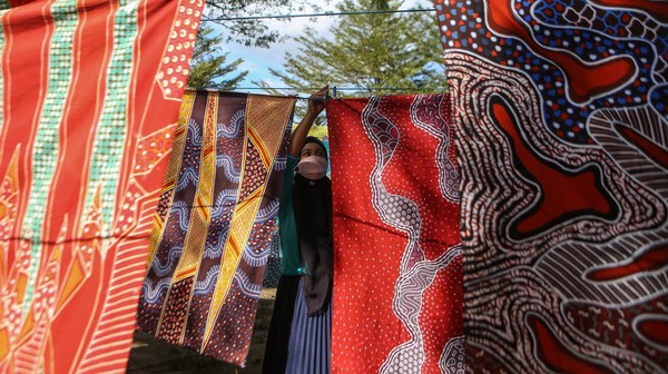 The Ultimate Guide to Cultural Immersion Tours in Southeast Asia Beyond the Postcard-batik yogyakarta