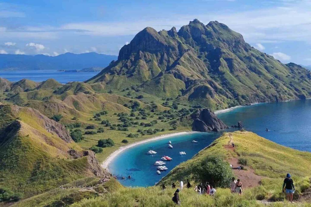 iconic adventur in Indonesia - labuan Bajo - Flores